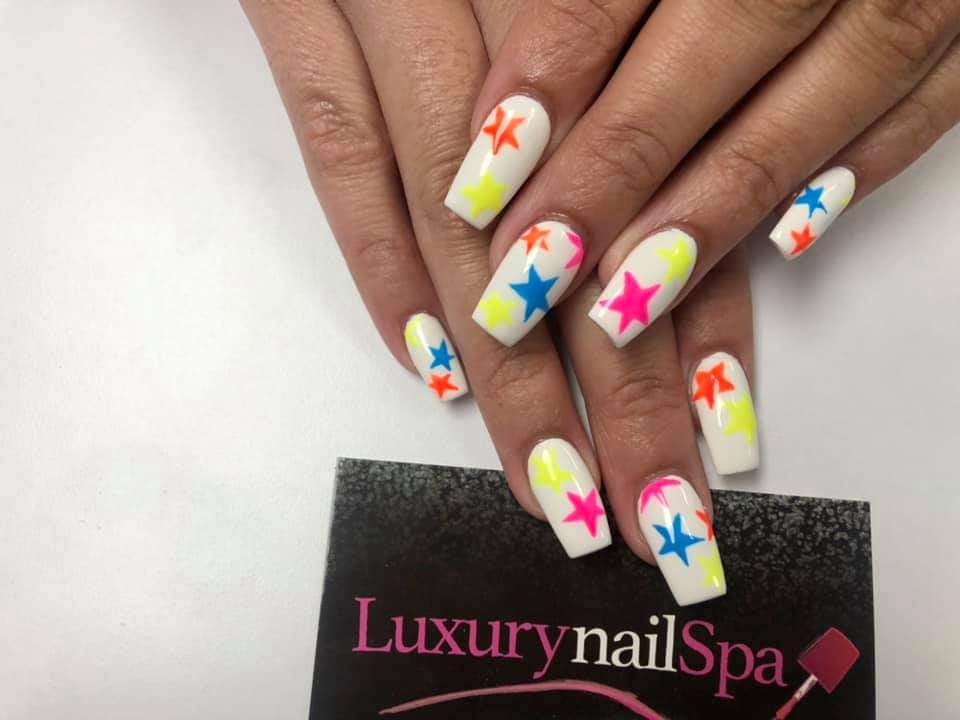 Luxury Nail Spa nail photo 6